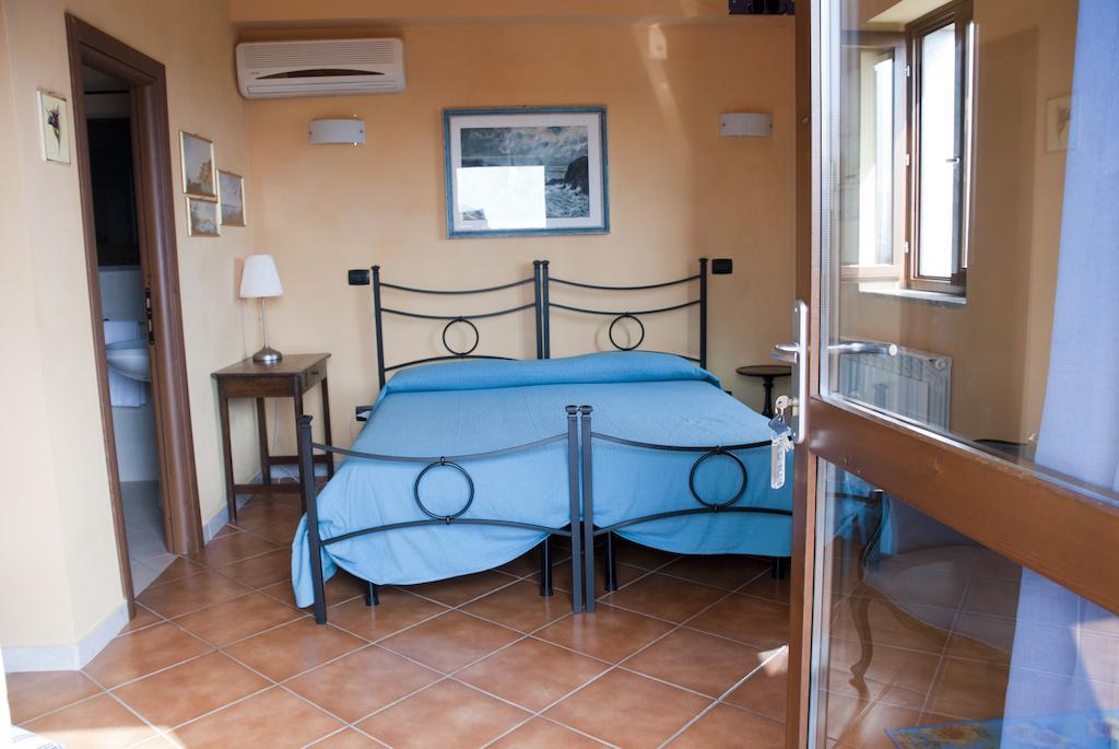 Bed and Breakfast Il Giardino Delle Esperidi Фоздіново Екстер'єр фото